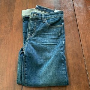 Brand new Lucky Skinny Jeans w bottom cuff